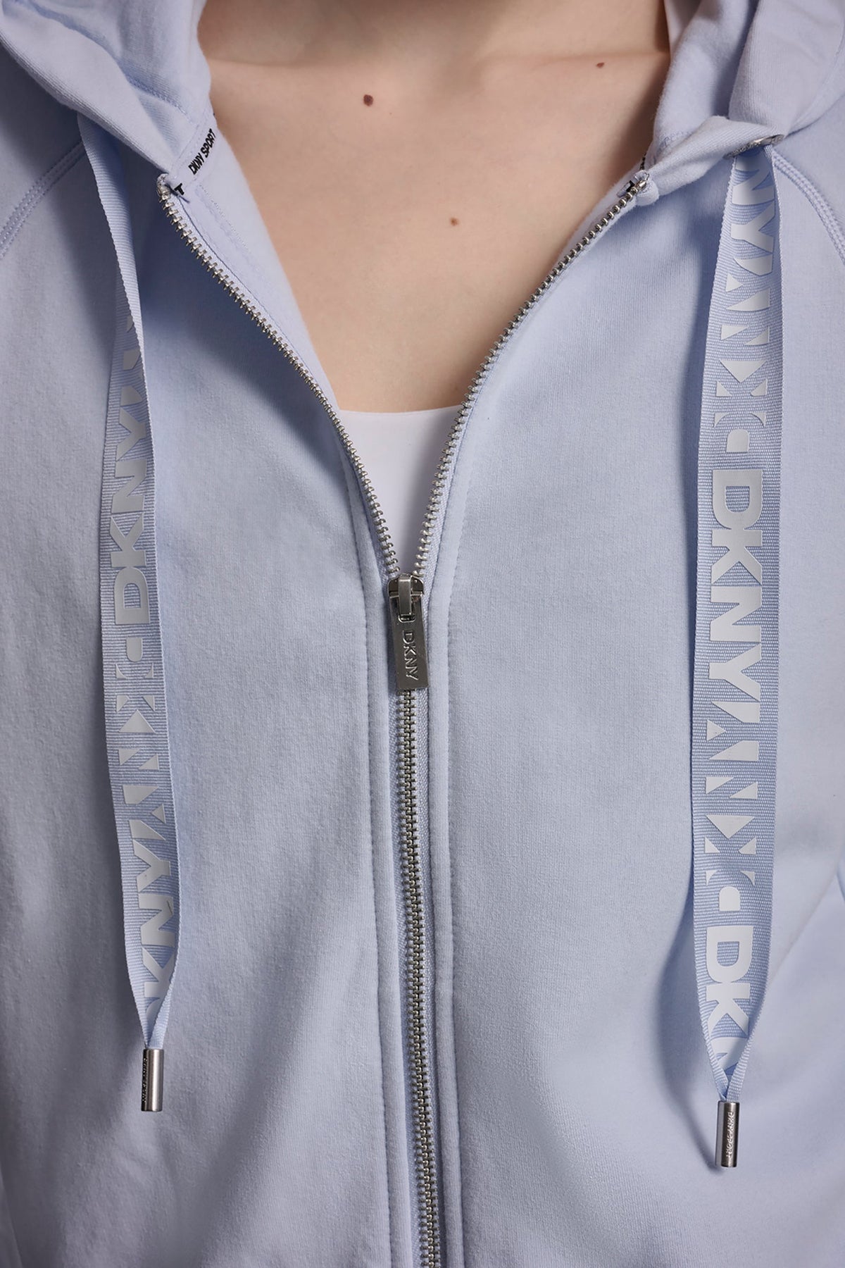 TWO-TONE LOGO DRAWSTRING HOODIE Punch | DKNY