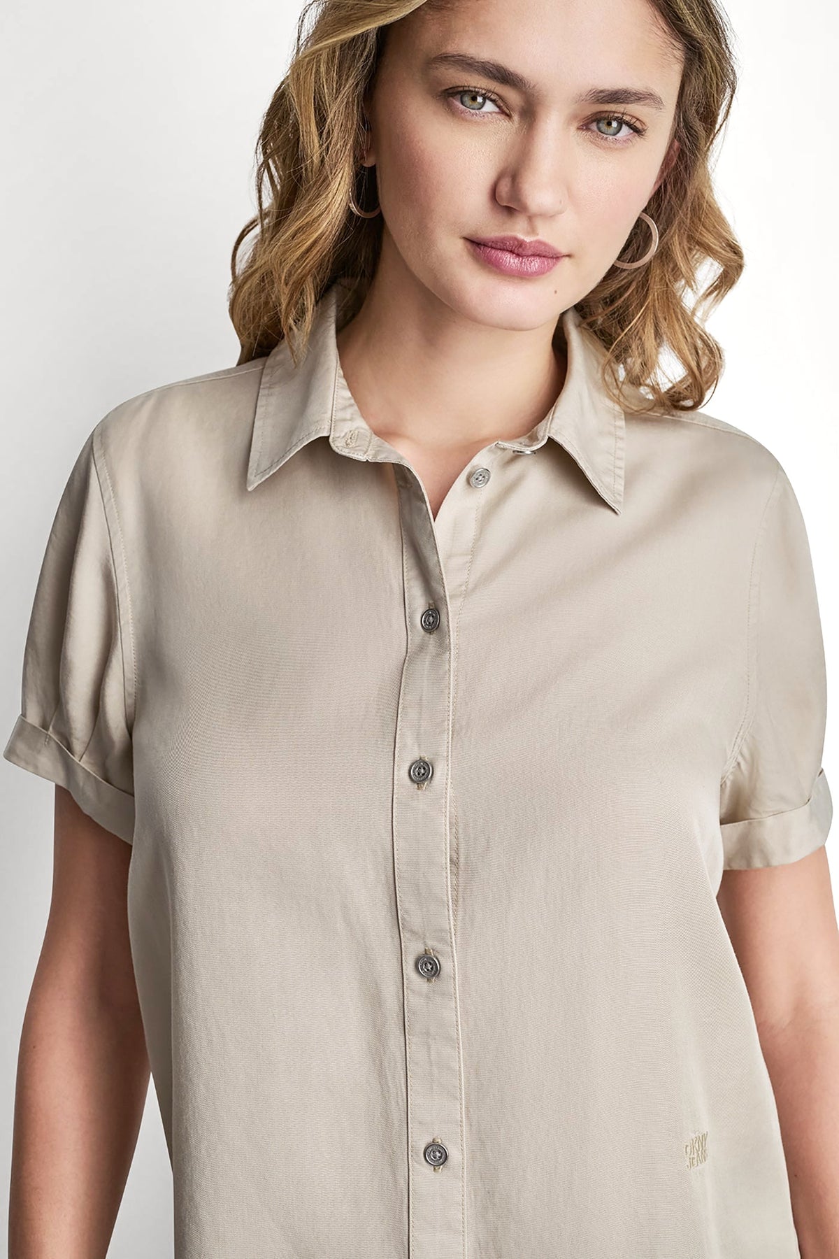 GARMENT DYE BUTTON-FRONT SHIRT Chambray | DKNY