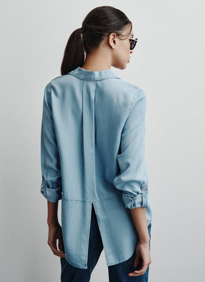 THE LIVE-IN SHIRT Graffiti Logo/Chambray | DKNY