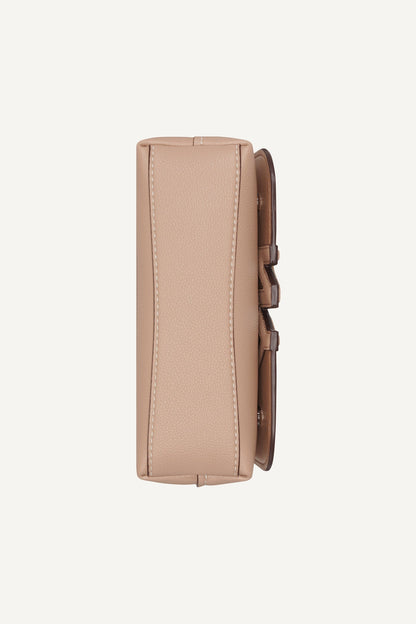 NICOLE LOGO CROSSBODY BAG Cappuccino | DKNY