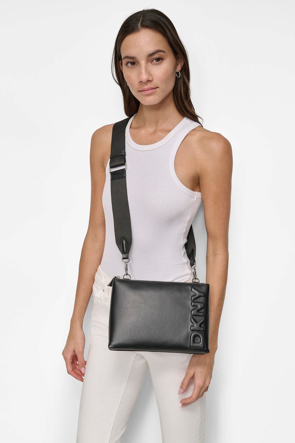 TINSLEY LOGO CROSSBODY Black/Silver | DKNY
