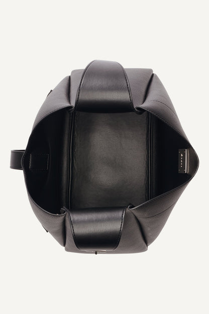 DARIA LARGE HOBO BAG Cappuccino | DKNY