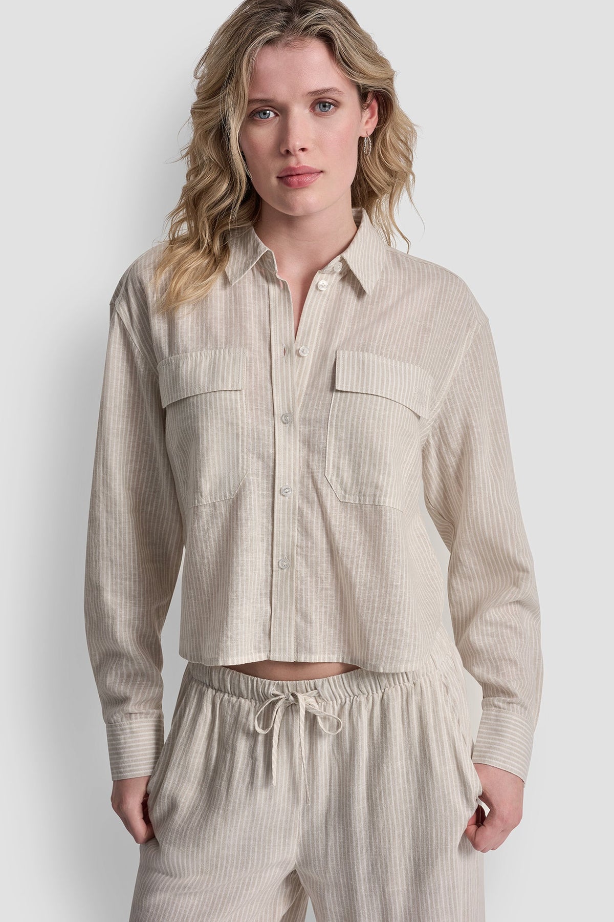 LINEN-BLEND BUTTON-FRONT SHIRT Lex Chambray | DKNY