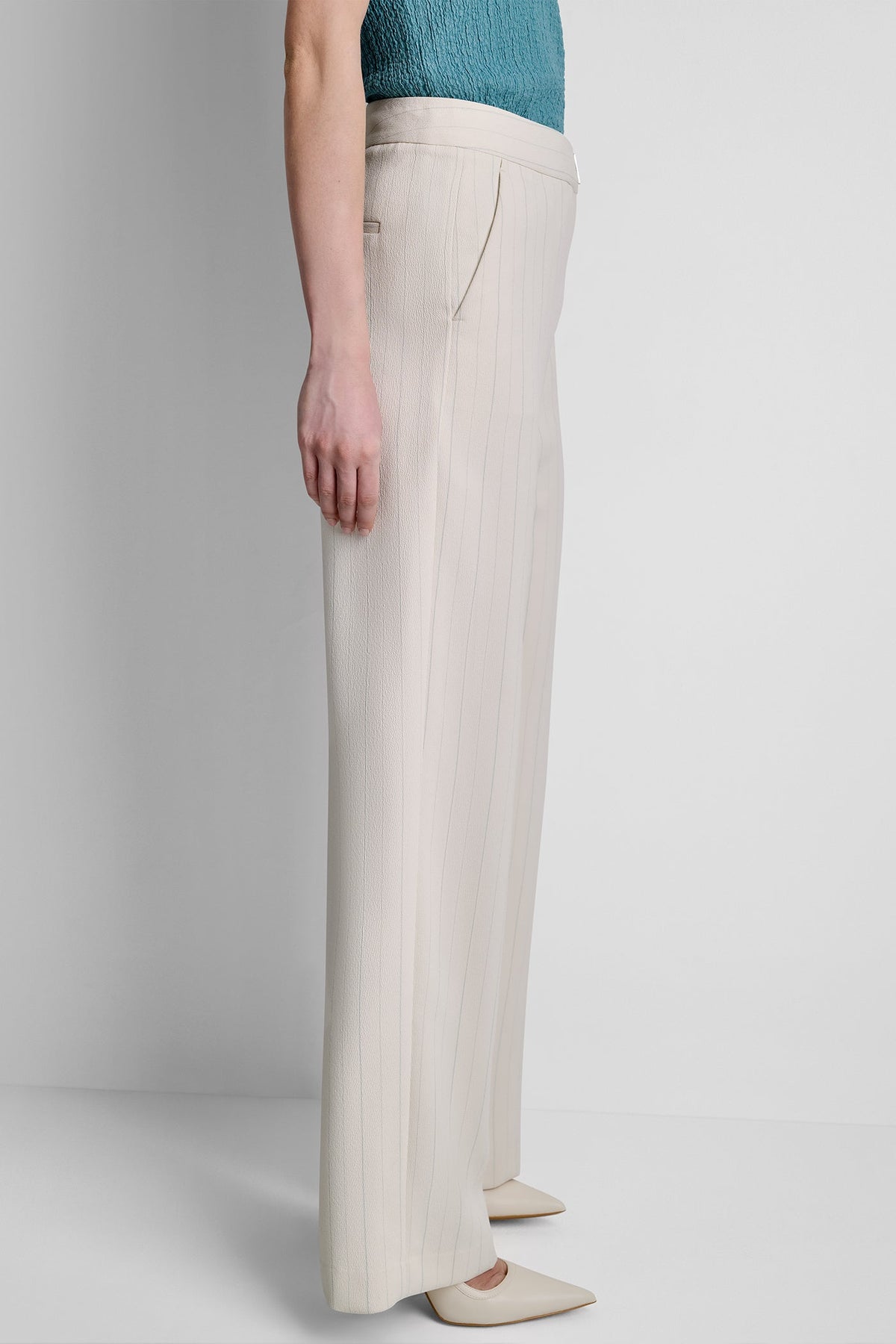 MID-RISE PINSTRIPE PANT Coconut/Cameo Blue Stripe | DKNY