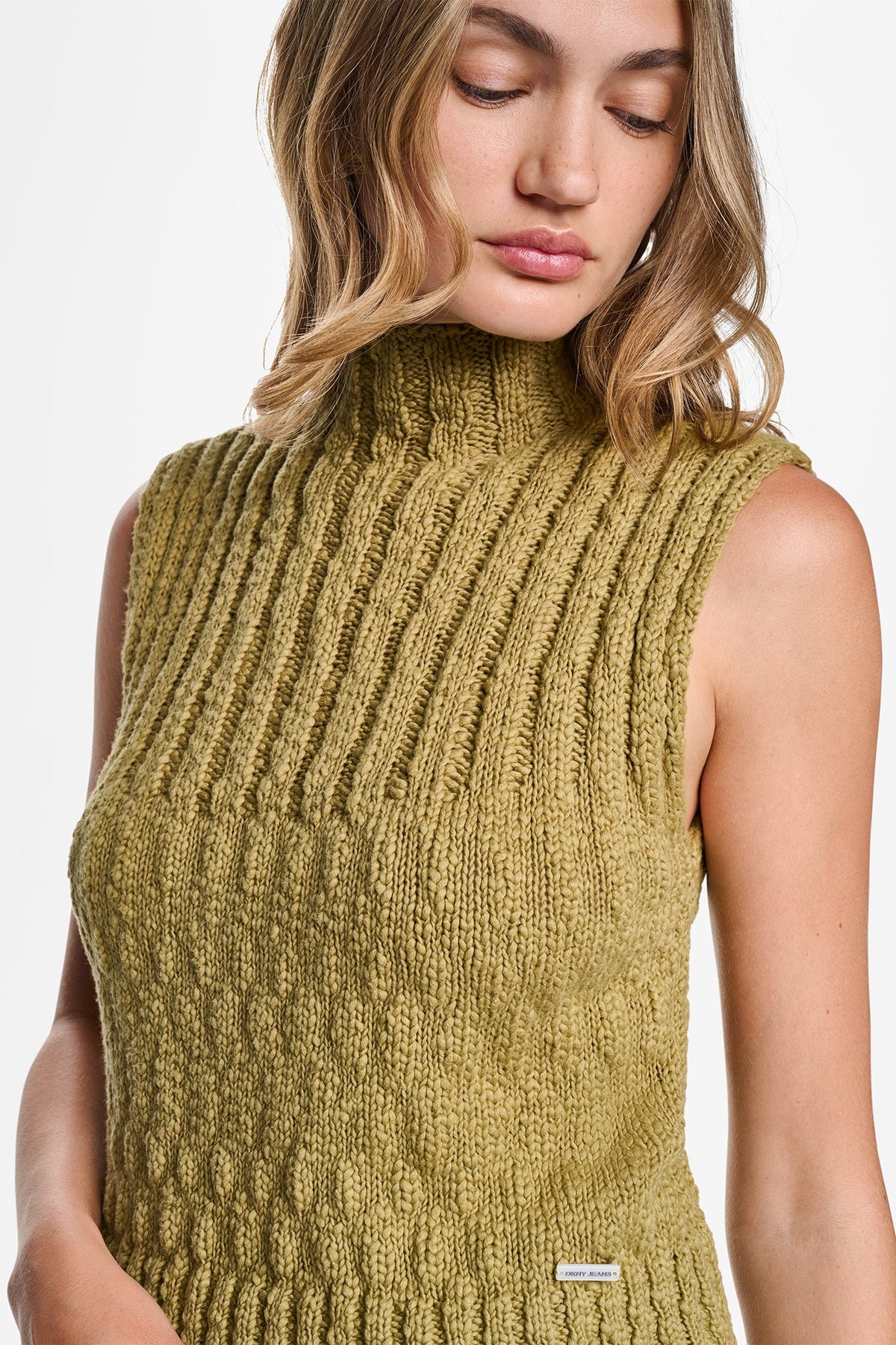 RIBBED MOCK-NECK SWEATER VEST Crocodile | DKNY