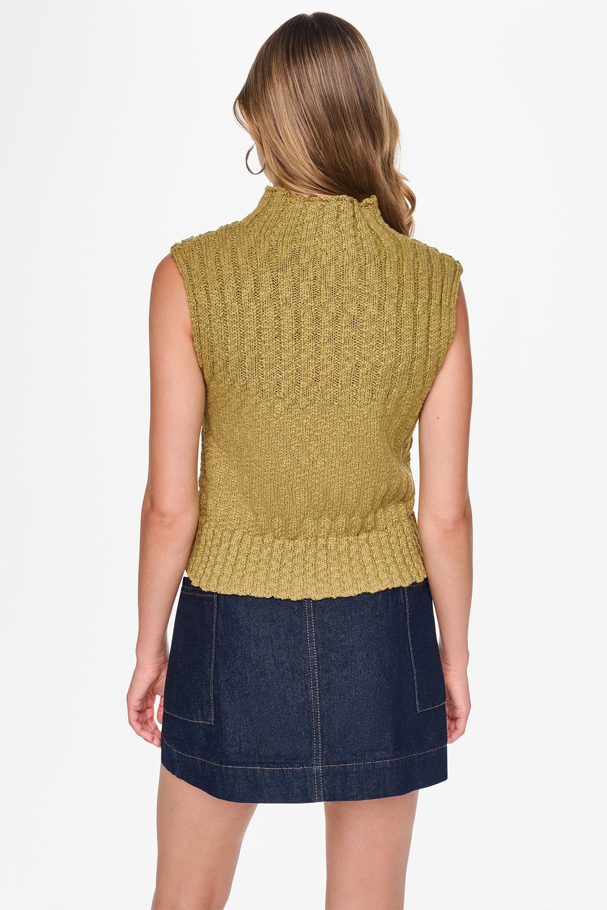 RIBBED MOCK-NECK SWEATER VEST Crocodile | DKNY