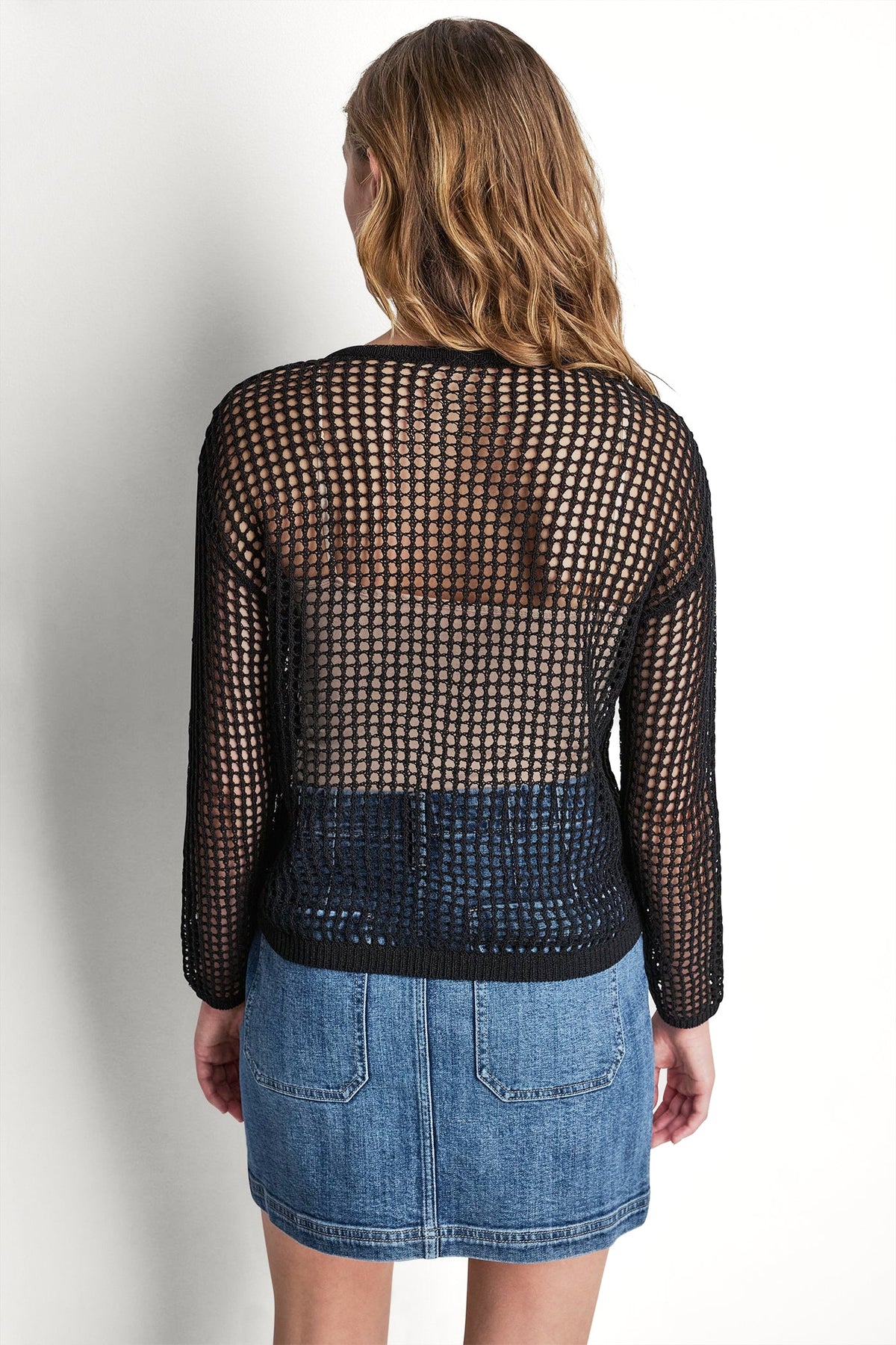 CROCHET OPEN-STITCH LOGO SWEATER Black | DKNY