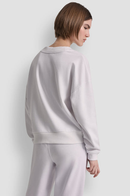 METALLIC BUBBLE LOGO V-NECK PULLOVER White | DKNY