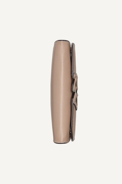 NICOLE FLAP CROSSBODY Cappuccino | DKNY