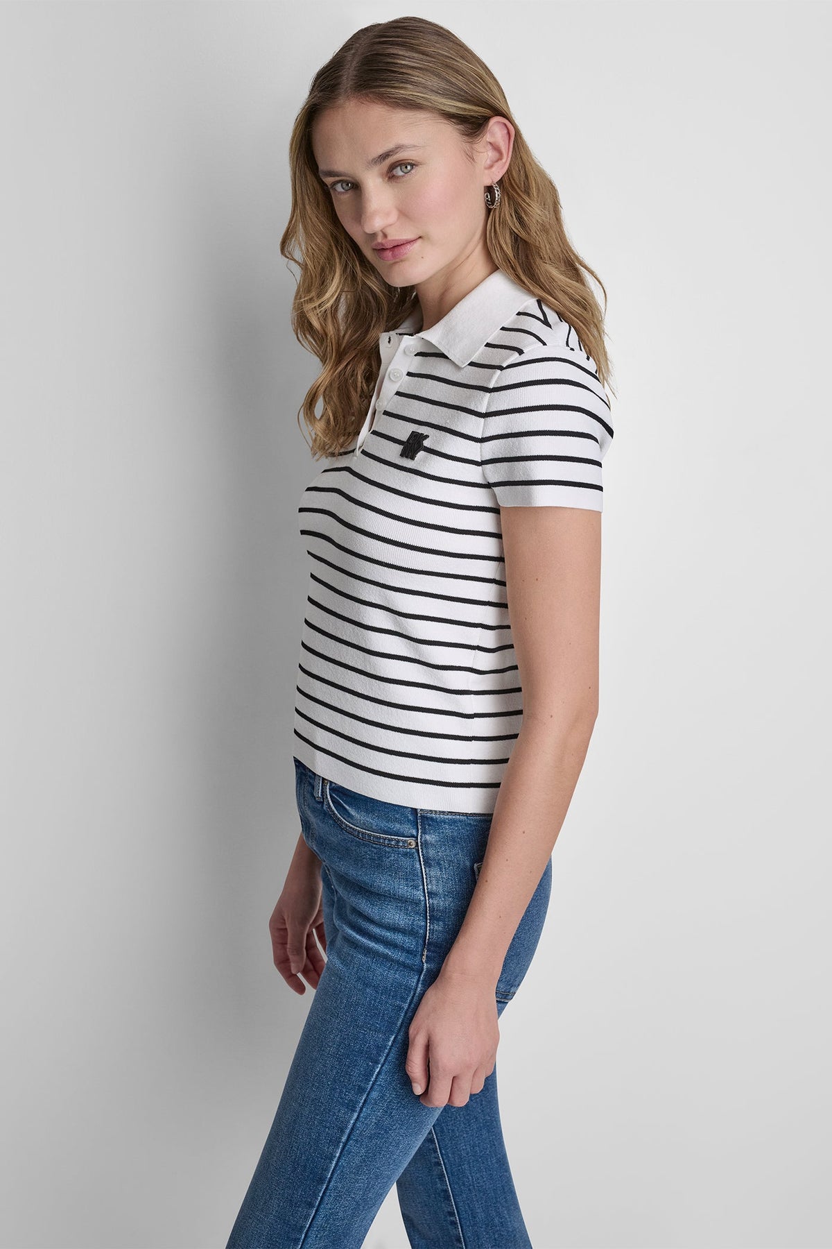 CROPPED STRIPED POLO SWEATER Ivory/Black | DKNY