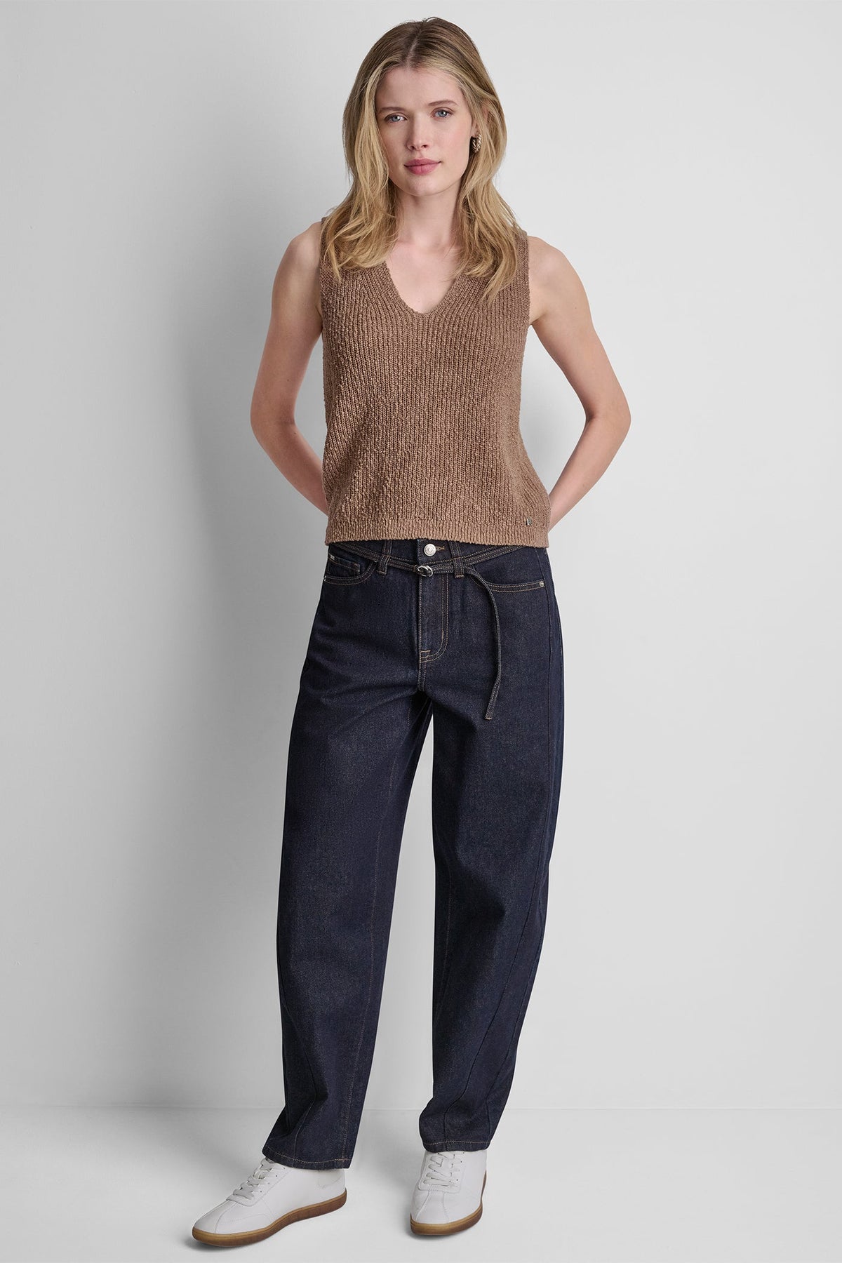 MID-RISE BARREL JEAN Fearless | DKNY