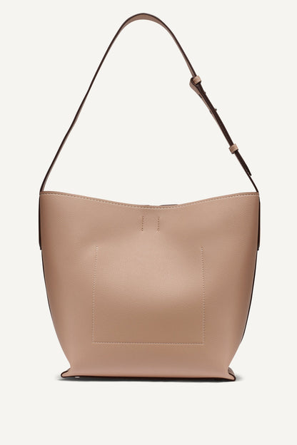NICOLE LOGO BUCKET BAG Cappuccino | DKNY