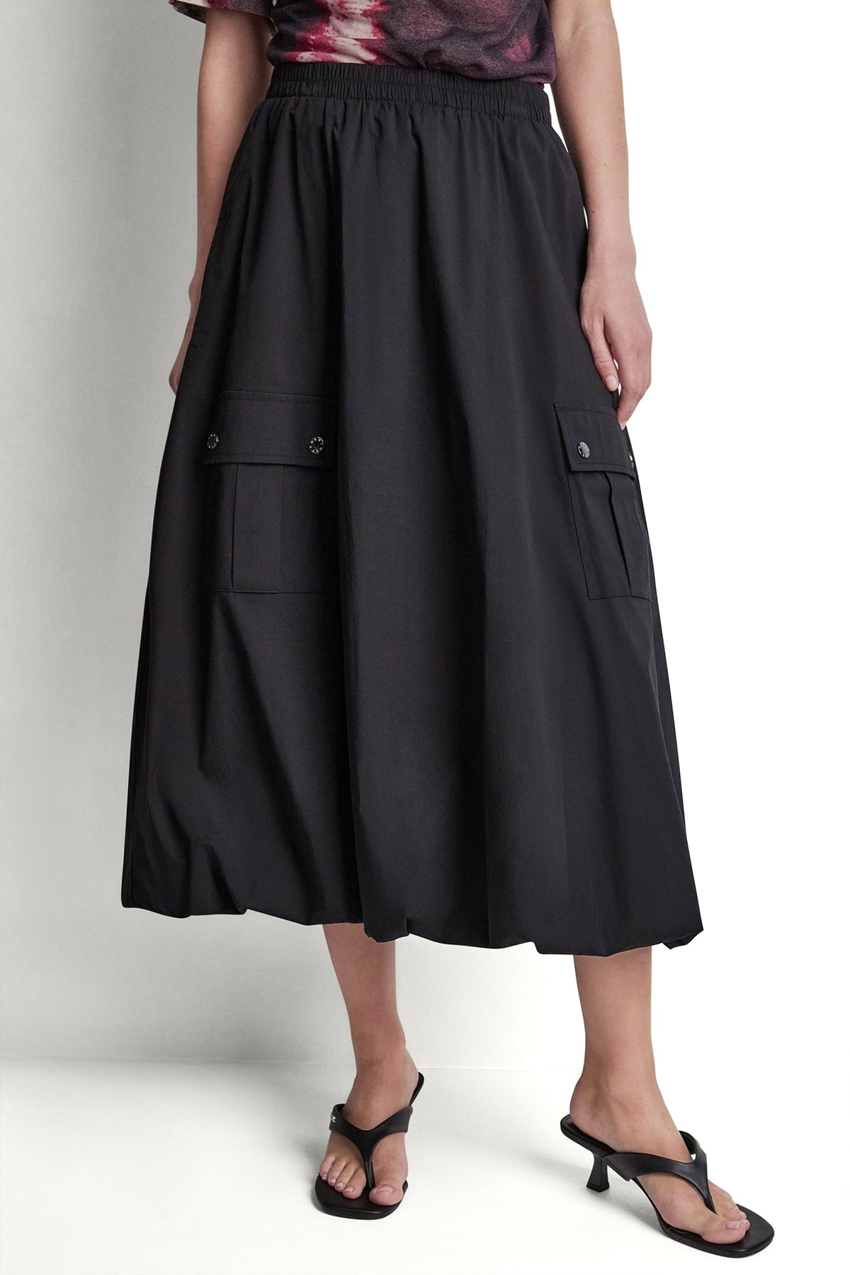CARGO POCKET BUBBLE MIDI SKIRT Black | DKNY