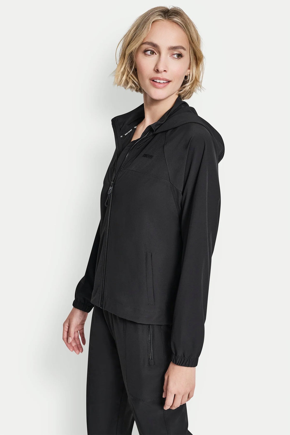 LOGO HOODED SHORT JACKET Black | DKNY