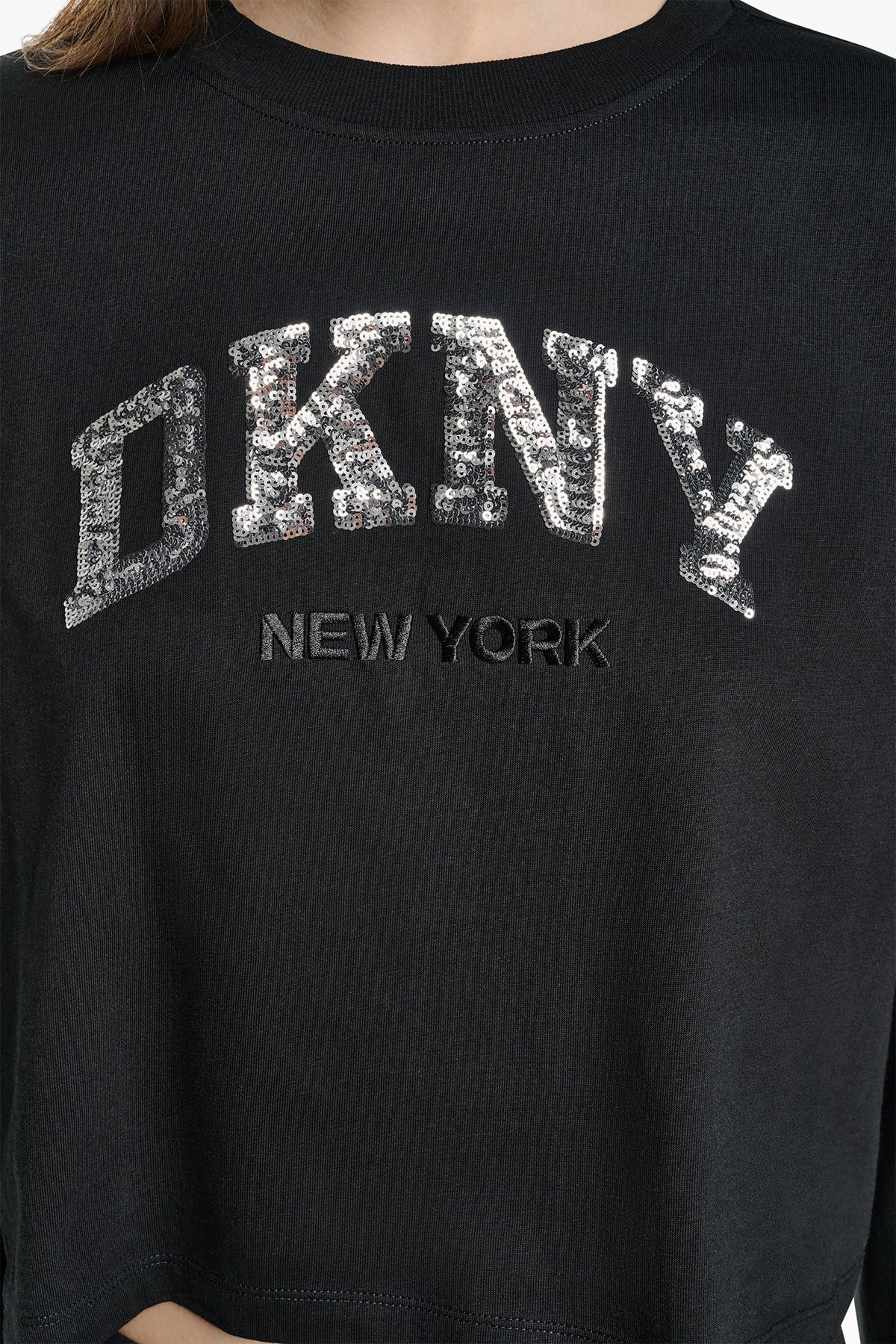 CROPPED SEQUIN VARSITY LOGO TEE Cortado Heather/Silver | DKNY