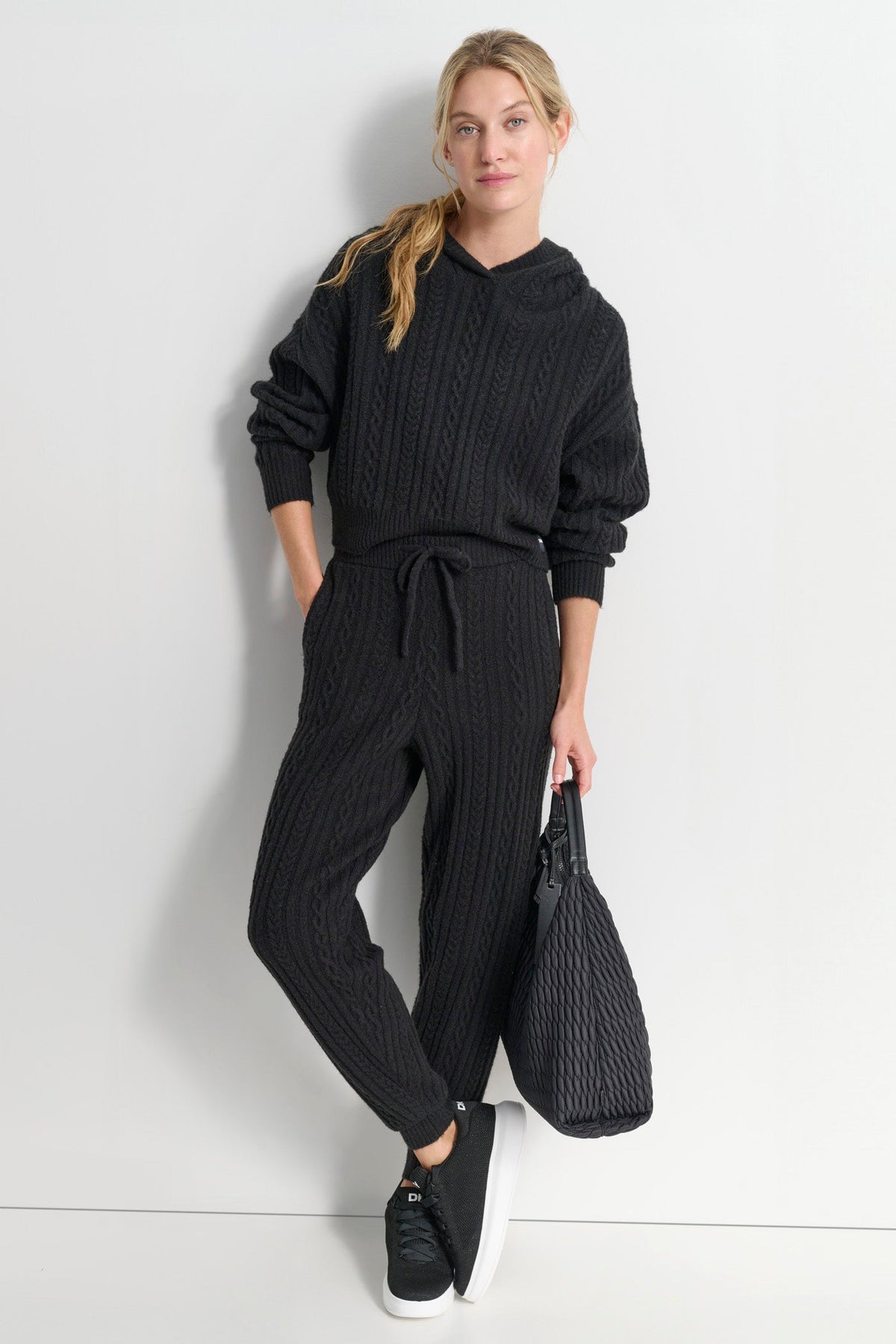 COZY CABLE SWEATER HOODIE Black | DKNY