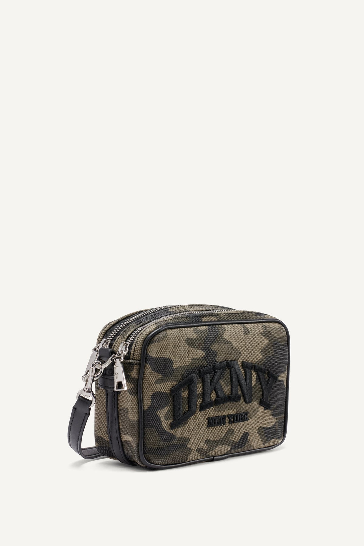 NELL LOGO-EMBOSSED CAMO CAMERA BAG Camouflage | DKNY