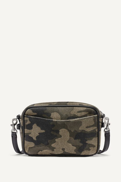 NELL LOGO-EMBOSSED CAMO CAMERA BAG Camouflage | DKNY